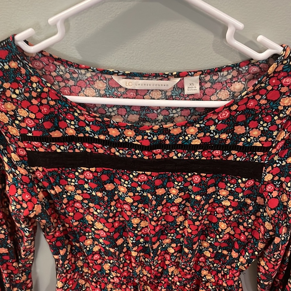 XS beautiful fall floral LC Lauren Conrad dress with pockets